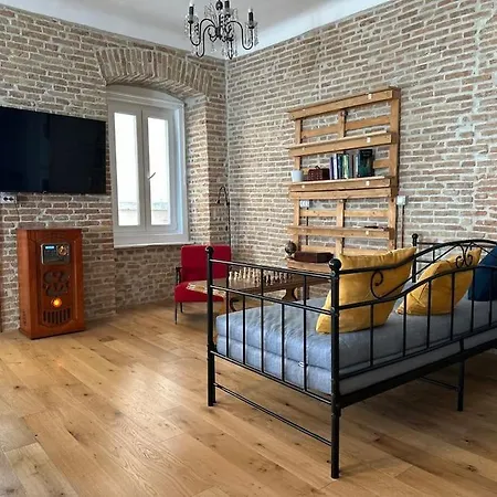 Multifunkcionalan Prostran Stan *