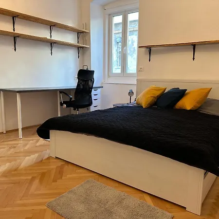 Multifunkcionalan Prostran Stan * רייקה