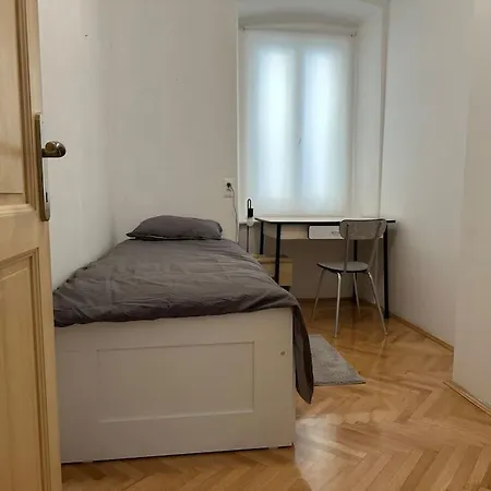 Multifunkcionalan Prostran Stan Apartment *