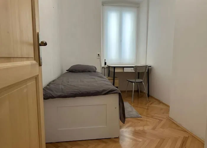 Multifunkcionalan Prostran Stan דירה *